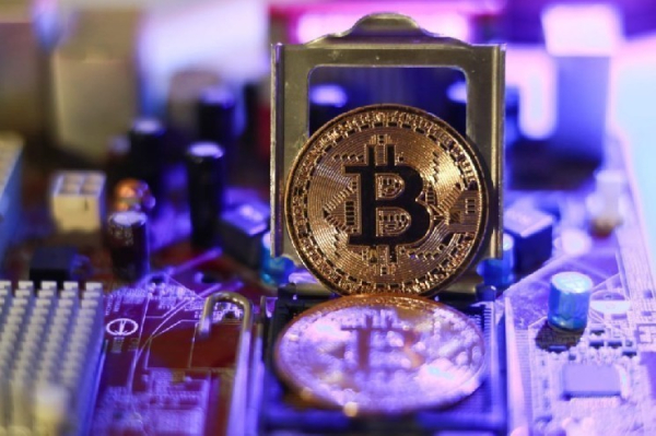 Le cours du Bitcoin perd à nouveau son élan haussier : pourquoi chute-t-il…