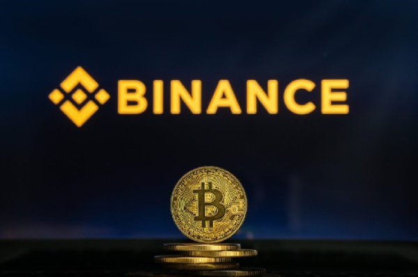 Alors que le Bitcoin (BTC) continue de chuter, Binance a lancé une…