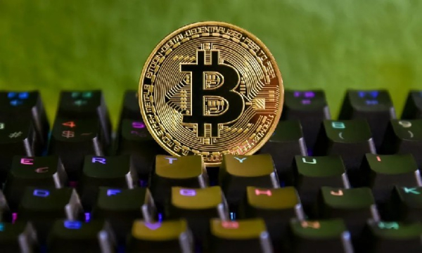 Le Bitcoin s'est redressé, mais un analyste expert a révélé le niveau…
