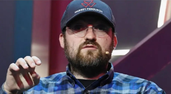 Charles Hoskinson a désigné « la source de la force du Bitcoin…