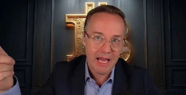 L'entrepreneur de la Silicon Valley, Jason Calacanis, a révélé quelle cryptomonnaie alternative il soutient ! « Plus importante que le Bitcoin »