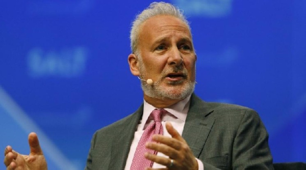 Peter Schiff a qualifié la stratégie de « spirale infernale ».