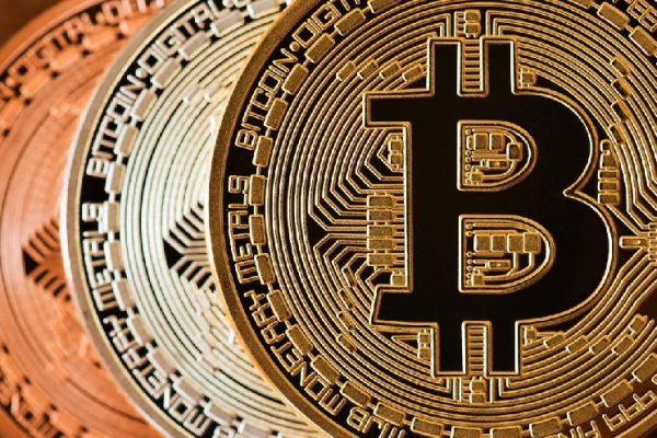 L'un des analystes anonymes les plus populaires annonce son retour au Bitcoin…