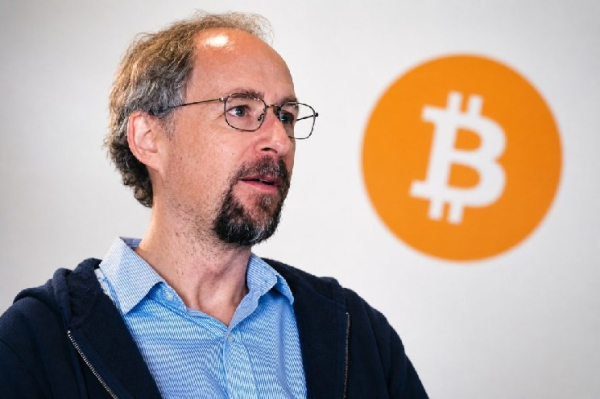 Un homme prétendant être Satoshi Nakamoto a annoncé un objectif de prix…