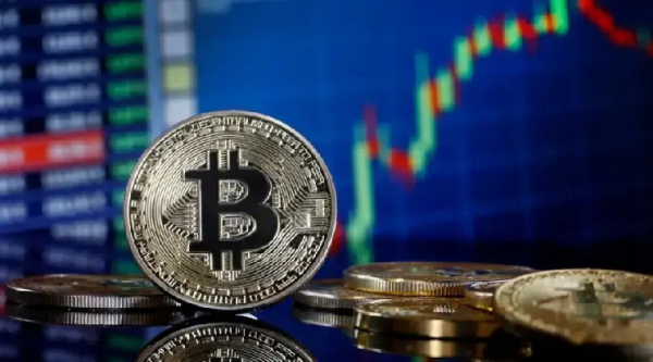 Les fonds négociés en bourse (ETF) Bitcoin ont levé 532,2 millions de…
