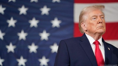 Trump impose de nouveaux droits de douane sur les produits de l'UE…